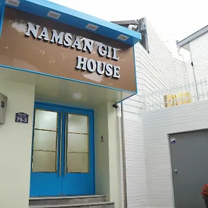 Pensión Namsan Gil House